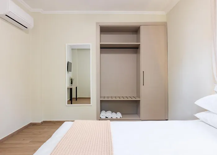 Aparthotel Kyma - Beachfront 3*