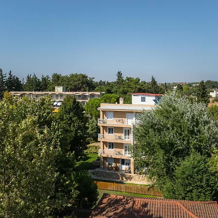 Hotel de apartamente Kyma - Beachfront 3*