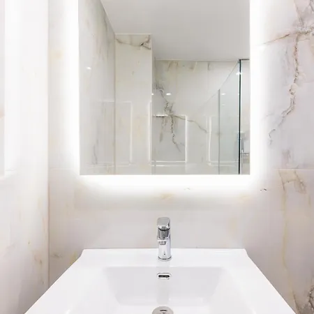 Kyma - Beachfront 公寓式酒店