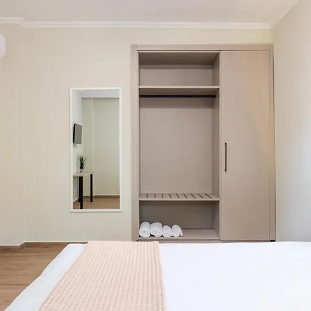 公寓式酒店 Kyma - Beachfront 3*