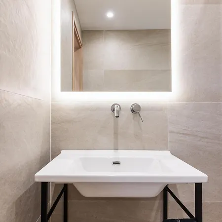 Kyma - Beachfront 公寓式酒店 3*