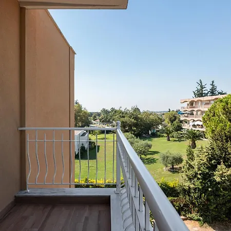 Apart Otel Kyma - Beachfront